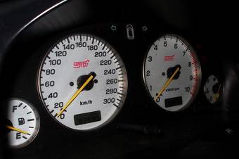 1999 Subaru Legacy B4 Photos