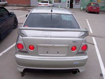 1999 Subaru Legacy B4 Images
