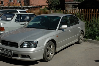 2000 Subaru Legacy B4