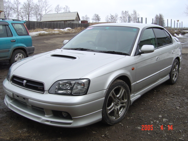 2000 Subaru Legacy B4