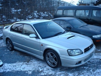 2000 Subaru Legacy B4