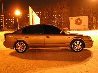 2000 Subaru Legacy B4