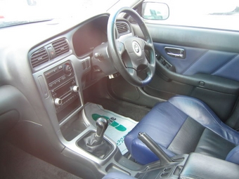 2000 Legacy B4