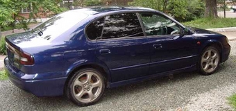 2000 Subaru Legacy B4