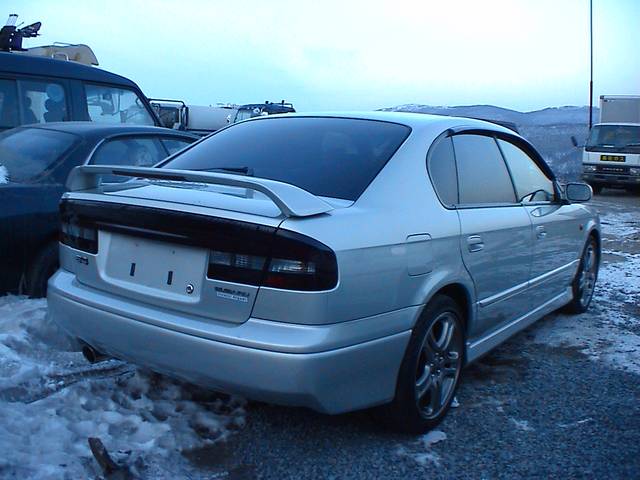 2000 Subaru Legacy B4