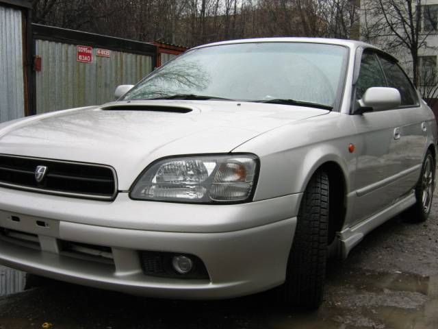 2000 Subaru Legacy B4