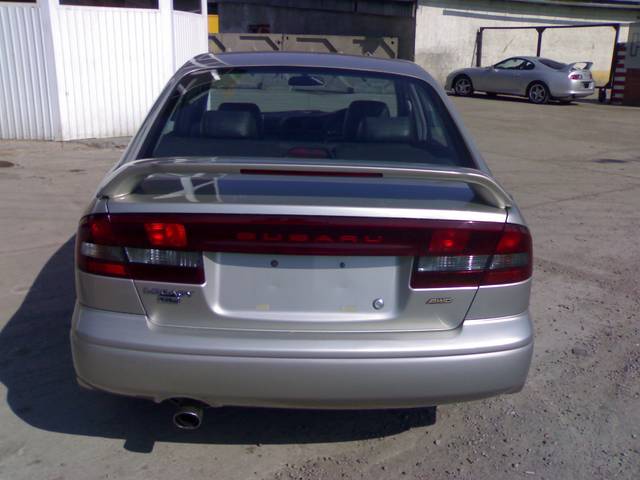 2000 Subaru Legacy B4
