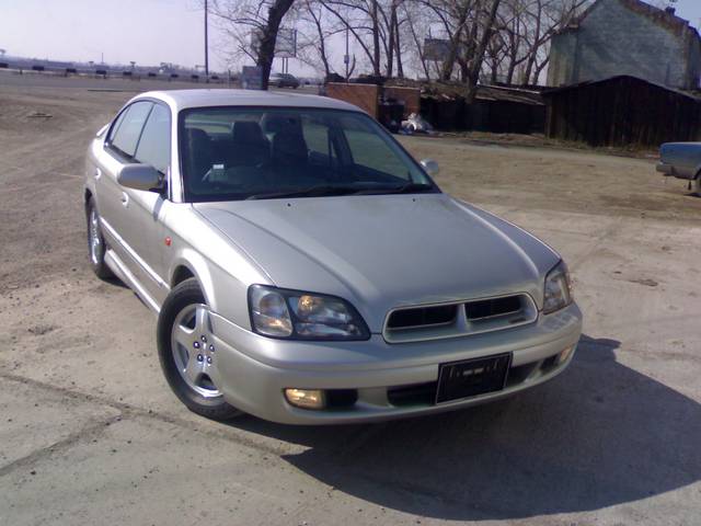 2000 Subaru Legacy B4