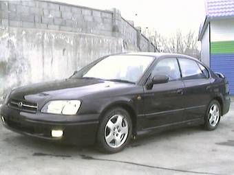 2000 Subaru Legacy B4