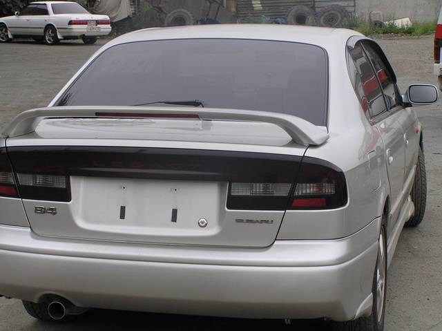 2000 Subaru Legacy B4