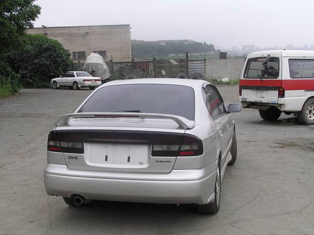 2000 Subaru Legacy B4