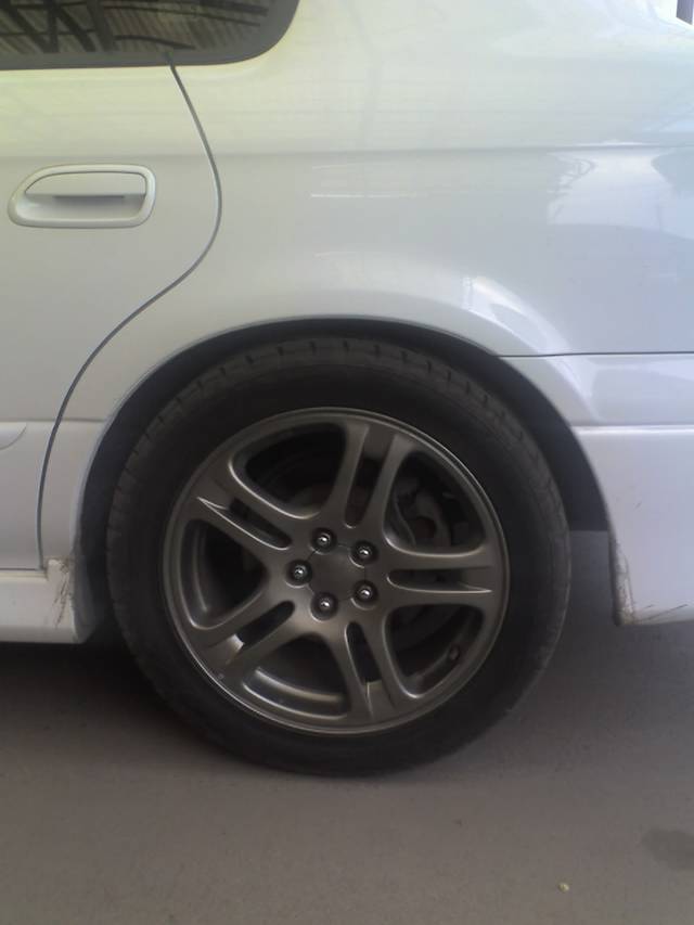 2000 Subaru Legacy B4