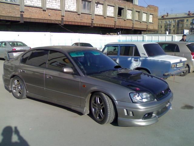 2000 Subaru Legacy B4