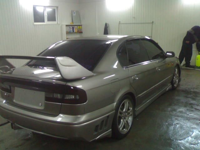 2000 Subaru Legacy B4