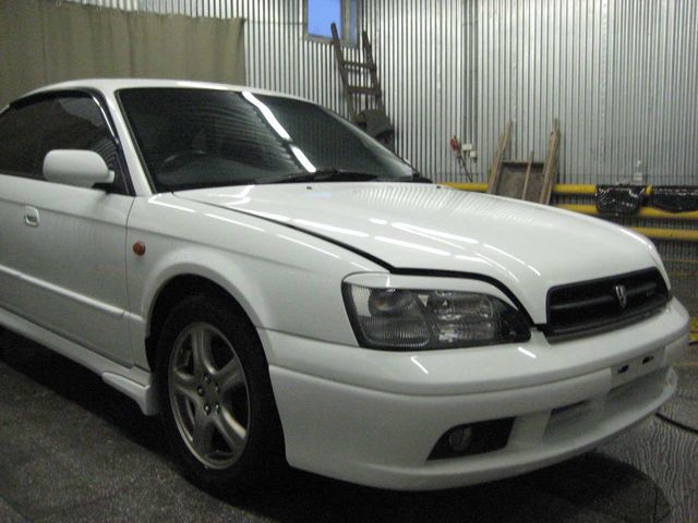 2000 Subaru Legacy B4