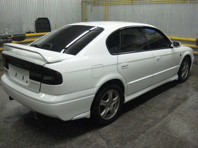 2000 Subaru Legacy B4