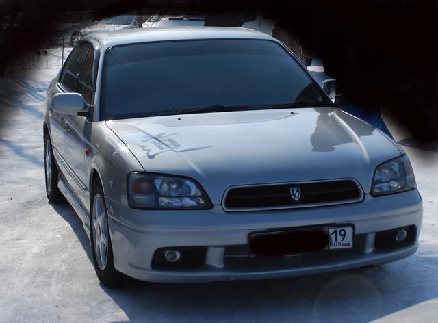 2000 Subaru Legacy B4