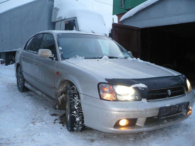 2000 Subaru Legacy B4