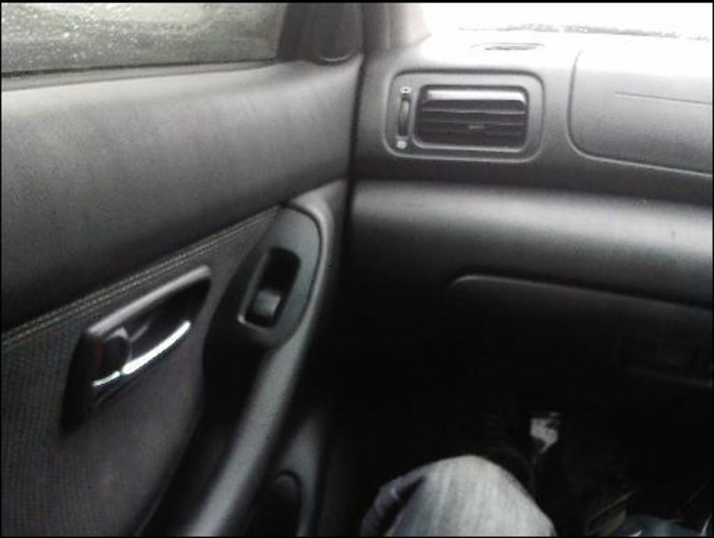 2000 Subaru Legacy B4