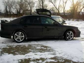 2000 Subaru Legacy B4