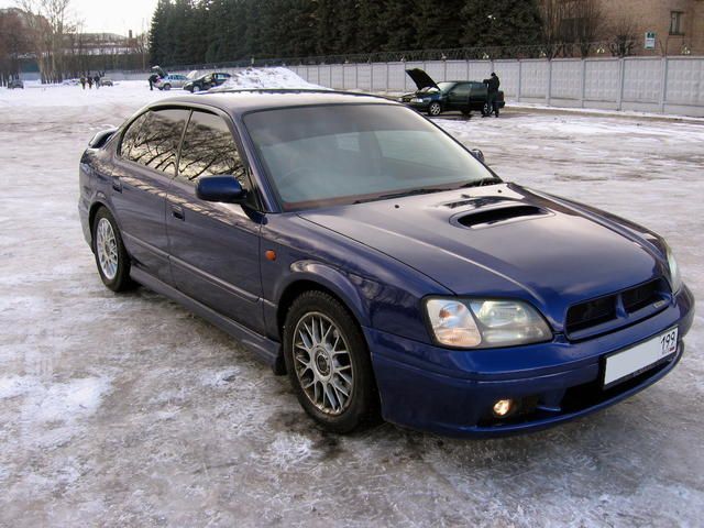 2000 Subaru Legacy B4