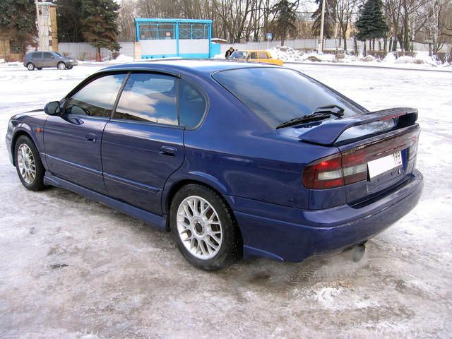 2000 Subaru Legacy B4