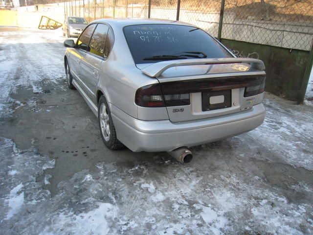 2000 Subaru Legacy B4