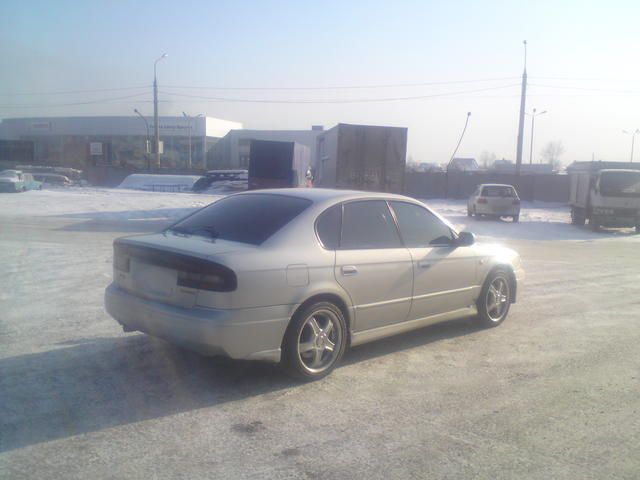 2000 Subaru Legacy B4