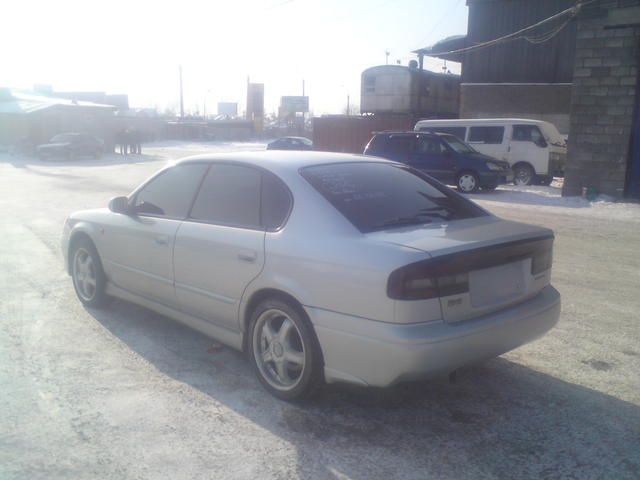 2000 Subaru Legacy B4