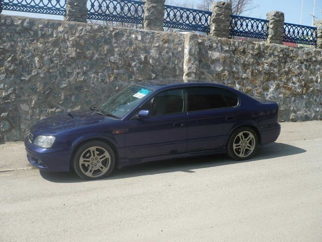 2000 Subaru Legacy B4