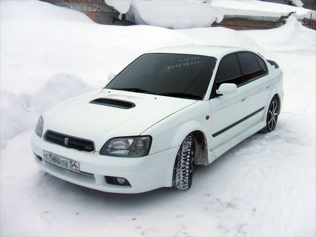 2000 Subaru Legacy B4