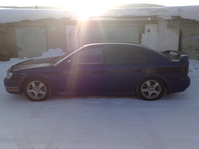 2000 Subaru Legacy B4