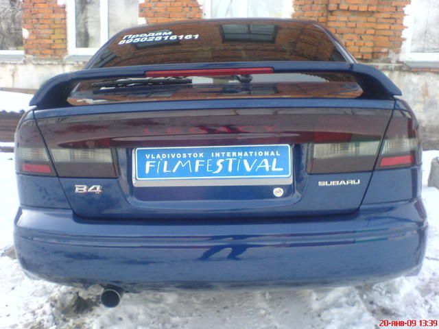 2000 Subaru Legacy B4