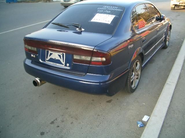 2000 Subaru Legacy B4