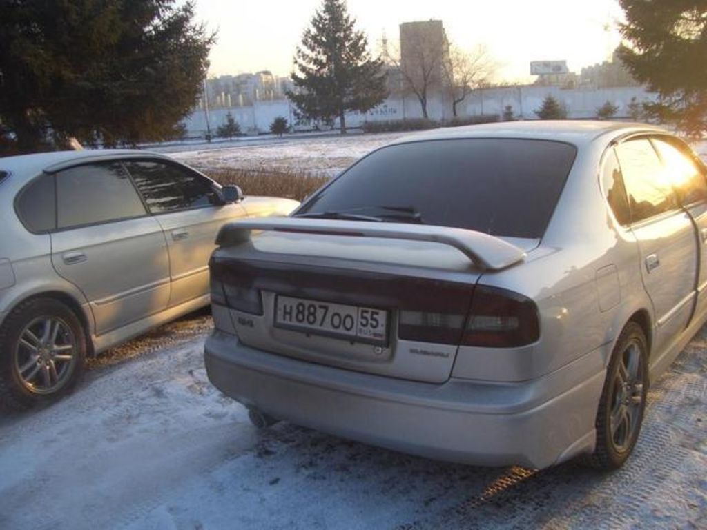 2000 Subaru Legacy B4