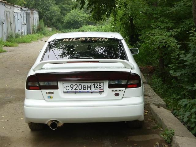 2000 Subaru Legacy B4