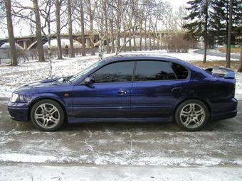 2000 Subaru Legacy B4