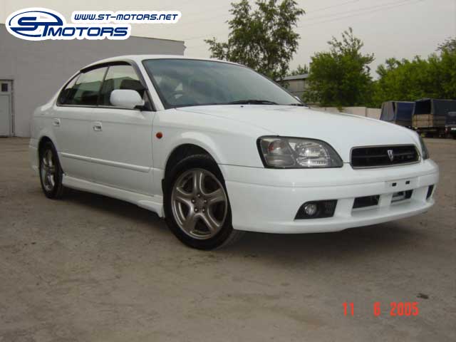 2000 Subaru Legacy B4 Photos