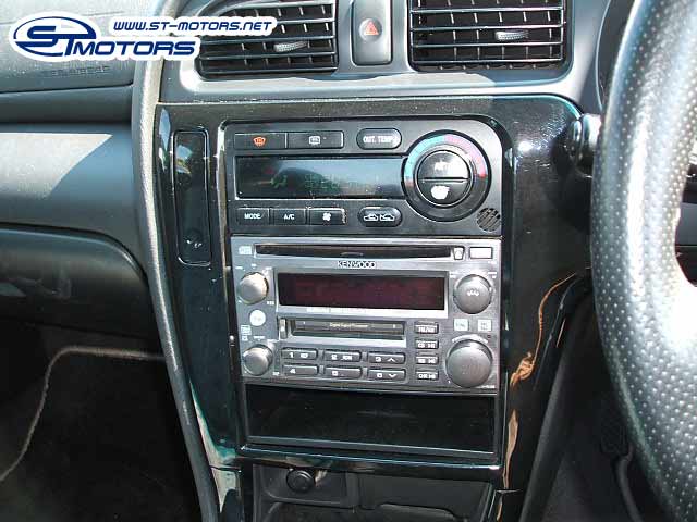 2000 Subaru Legacy B4 Photos