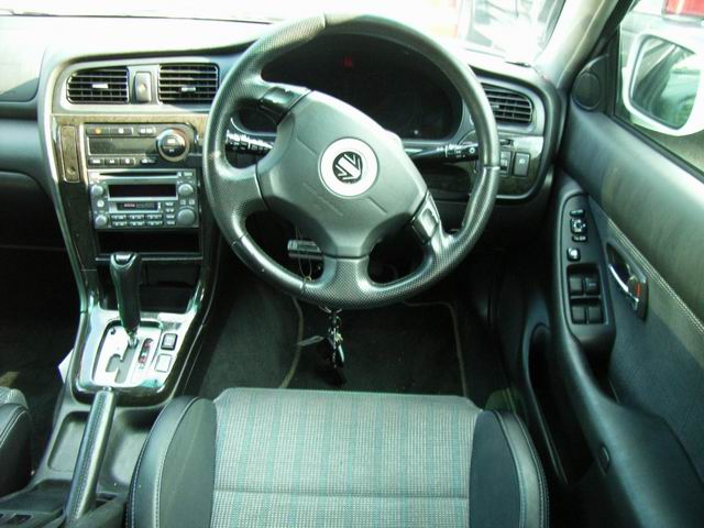 2000 Subaru Legacy B4 Pictures