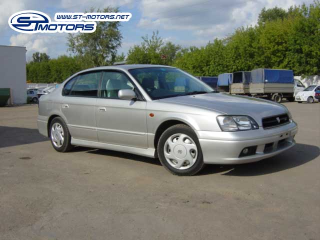 2000 Subaru Legacy B4 Photos