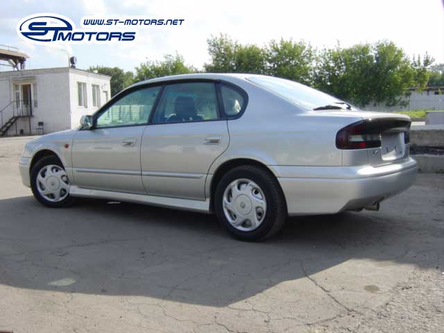 2000 Subaru Legacy B4 Pictures