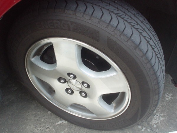 2000 Subaru Legacy B4 Images