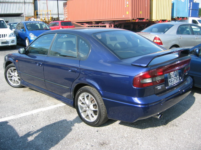 2000 Subaru Legacy B4 Pictures