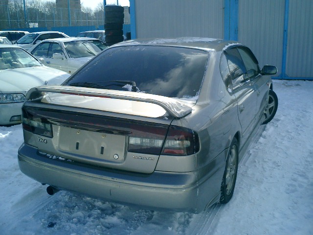 2000 Subaru Legacy B4 Photos