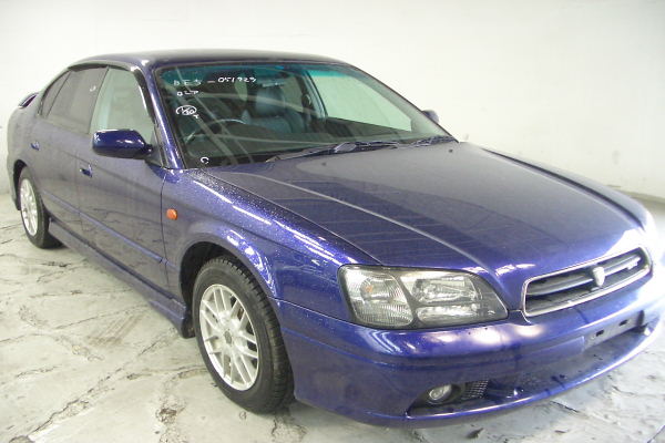 2000 Subaru Legacy B4 Photos