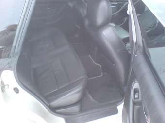 2000 Subaru Legacy B4 Pics