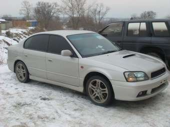 2000 Subaru Legacy B4 Photos