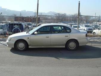 2000 Subaru Legacy B4 Photos