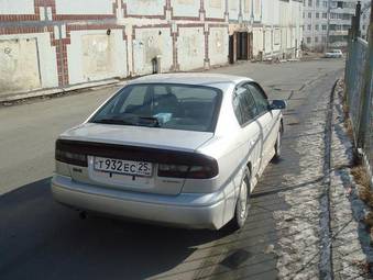 2000 Subaru Legacy B4 Pictures